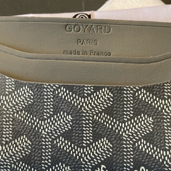 Fashion Gray Card Holder Multi Print Multiple Card Slots - Picture 2 of 4